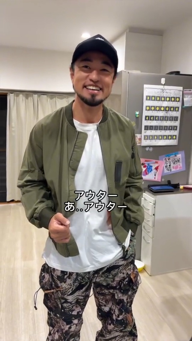 Amazon | [karaku] MA-1 フライトジャケットメンズ 薄手 ジップ 無地